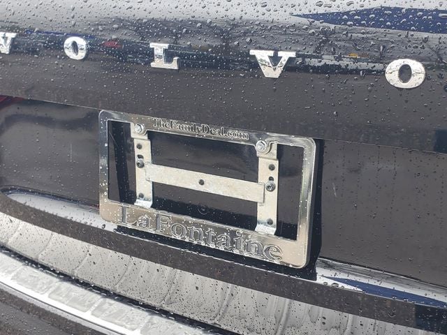 2024 Volvo XC60 B5 Plus Dark Theme