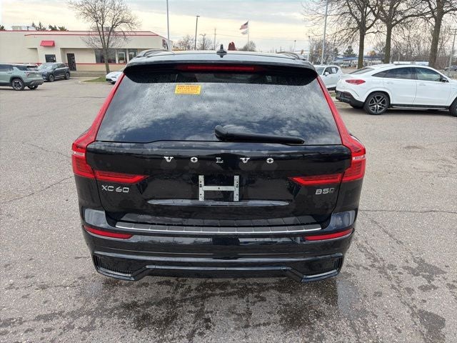 2024 Volvo XC60 B5 Plus Dark Theme