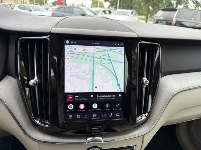 2024 Volvo XC60 B5 Plus Dark Theme