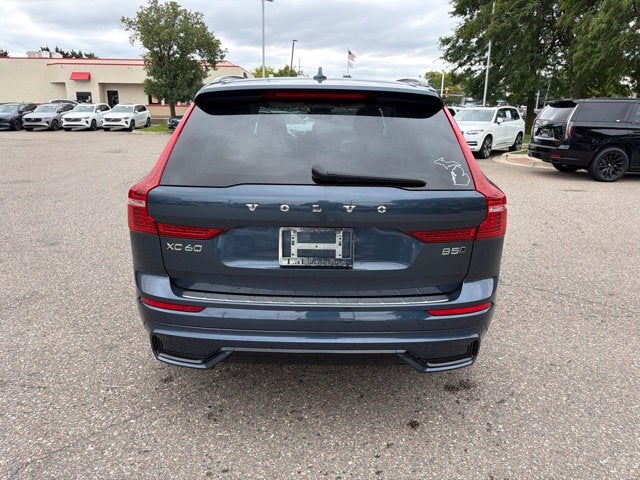 2024 Volvo XC60 B5 Plus Dark Theme