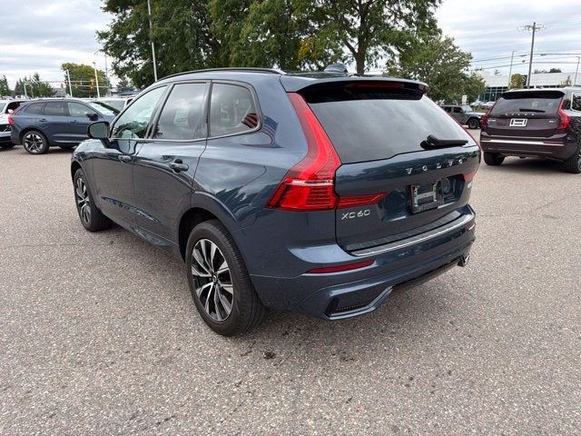2024 Volvo XC60 B5 Plus Dark Theme