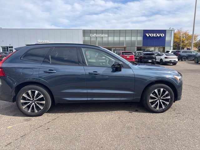 2024 Volvo XC60 B5 Plus Dark Theme