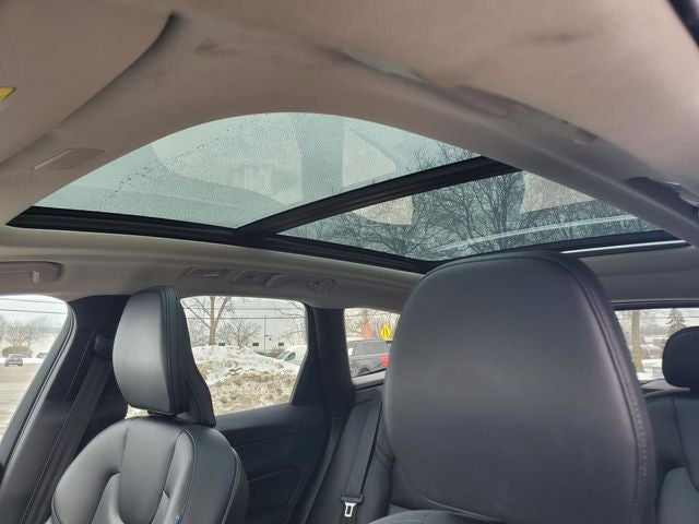 2023 Volvo XC60 B5 Core