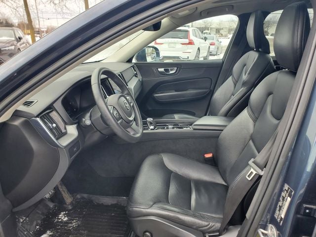 2023 Volvo XC60 B5 Core