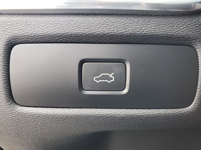 2023 Volvo XC60 B5 Core