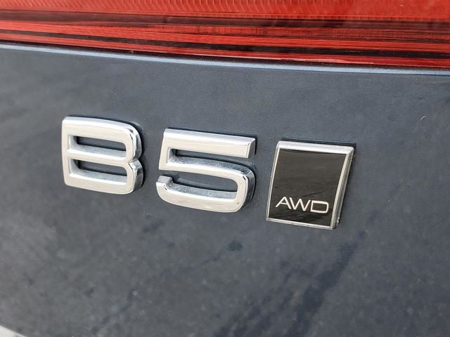 2023 Volvo XC60 B5 Core