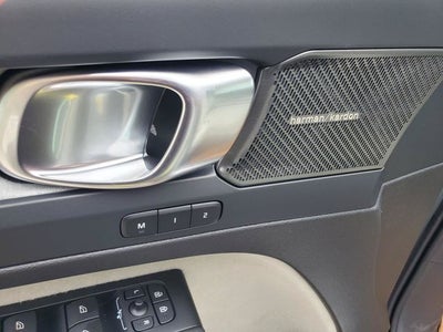 2026 Volvo XC40 B5 Plus