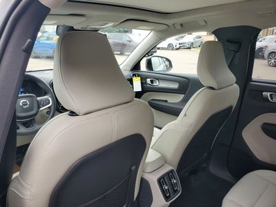 2026 Volvo XC40 B5 Plus