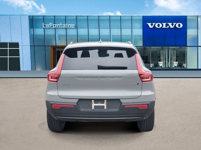 2026 Volvo XC40 B5 Plus