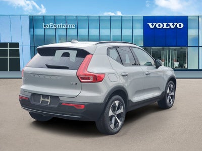 2026 Volvo XC40 B5 Plus