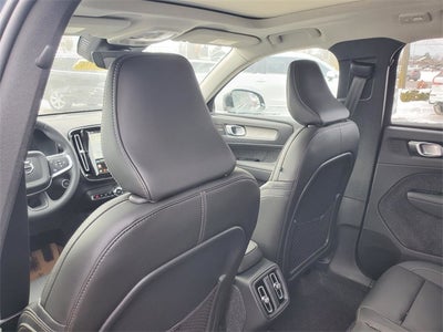 2026 Volvo XC40 B5 Plus