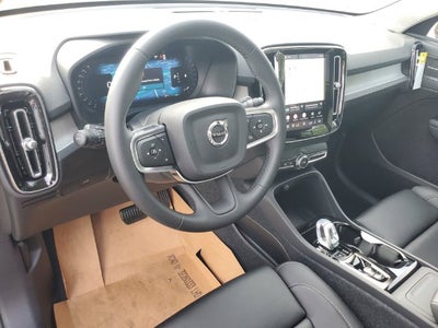2026 Volvo XC40 B5 Plus