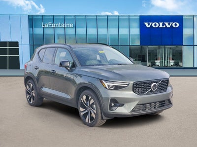 2026 Volvo XC40 B5 Plus