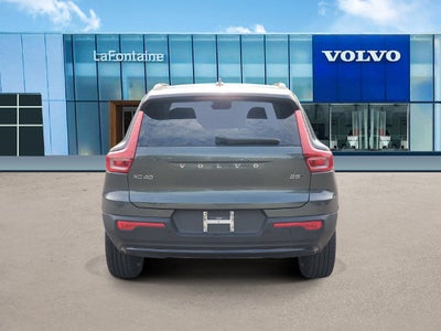 2026 Volvo XC40 B5 Plus