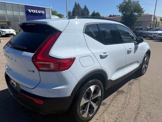 2026 Volvo XC40 B5 Plus
