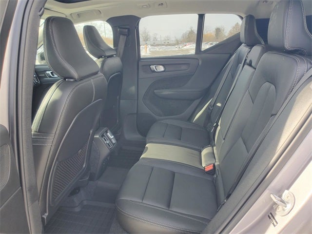 2026 Volvo XC40 B5 Plus