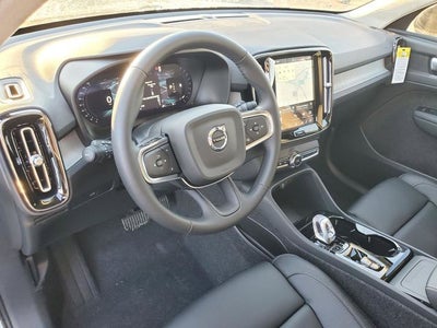 2026 Volvo XC40 B5 Plus