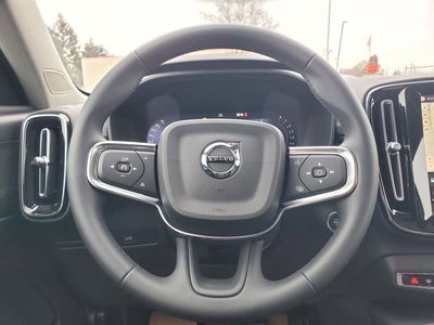 2026 Volvo XC40 B5 Plus