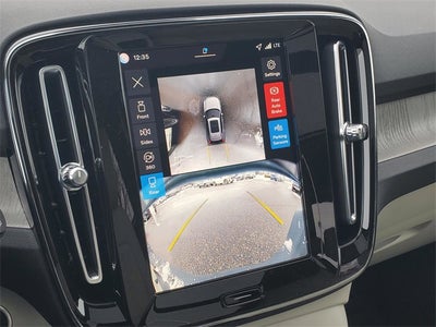 2026 Volvo XC40 B5 Plus