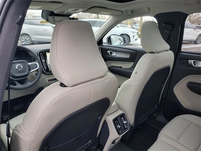 2026 Volvo XC40 B5 Plus