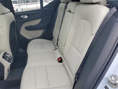 2026 Volvo XC40 B5 Plus