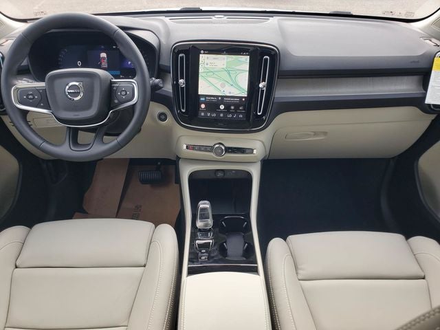 2026 Volvo XC40 B5 Plus