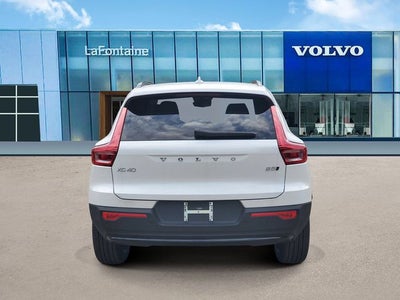 2026 Volvo XC40 B5 Plus