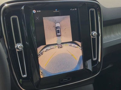 2026 Volvo XC40 B5 Plus