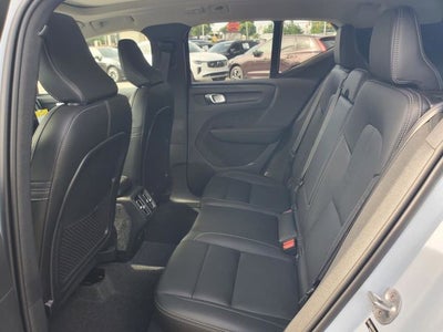2026 Volvo XC40 B5 Plus