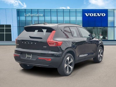 2026 Volvo XC40 B5 Plus