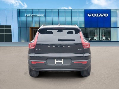 2026 Volvo XC40 B5 Plus