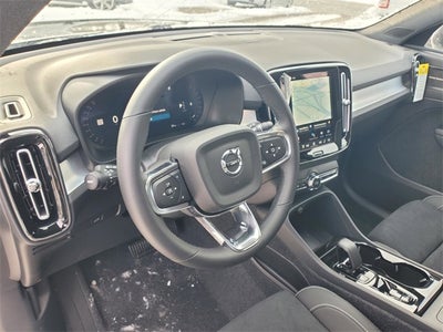 2026 Volvo XC40 B5 Ultra Black Edition