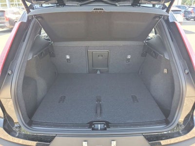 2026 Volvo XC40 B5 Ultra Black Edition