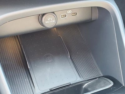 2026 Volvo XC40 B5 Ultra Black Edition