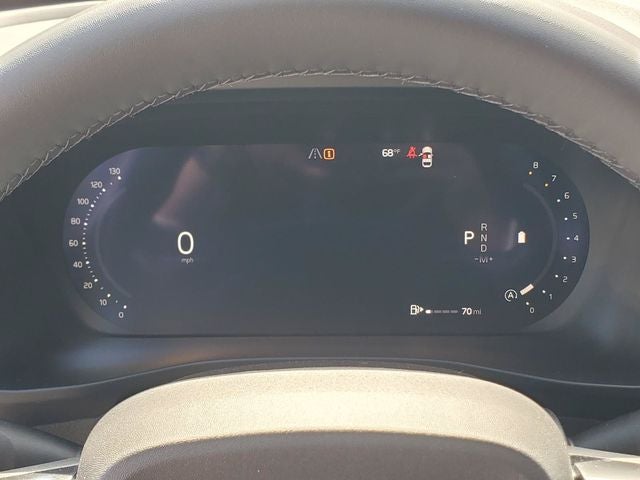 2026 Volvo XC40 B5 Ultra Black Edition