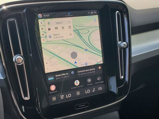 2026 Volvo XC40 B5 Ultra Black Edition