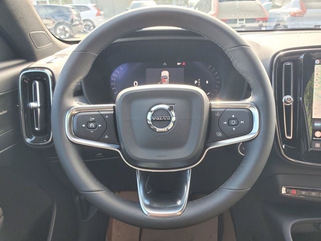 2026 Volvo XC40 B5 Ultra Black Edition