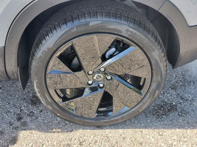 2026 Volvo XC40 B5 Ultra Black Edition