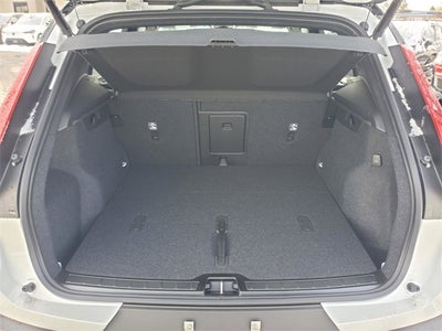 2026 Volvo XC40 B5 Ultra Black Edition