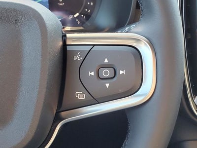 2026 Volvo XC40 B5 Ultra Black Edition