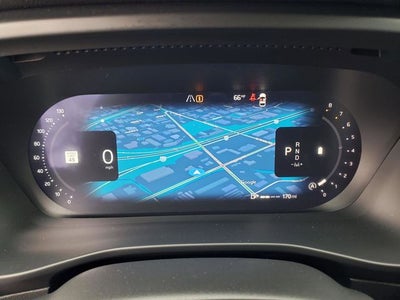 2025 Volvo XC40 B5 Ultra Bright Theme