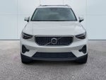 2025 Volvo XC40 B5 Ultra Bright Theme