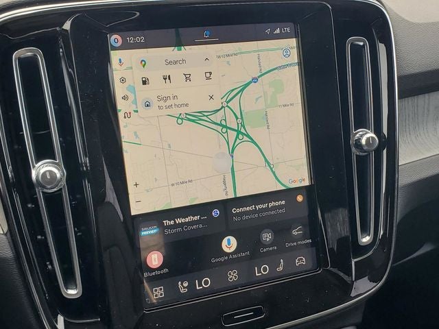 2026 Volvo XC40 B5 Core