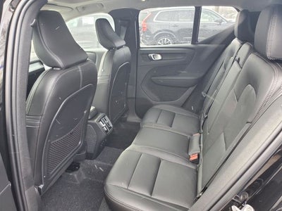 2026 Volvo XC40 B5 Core