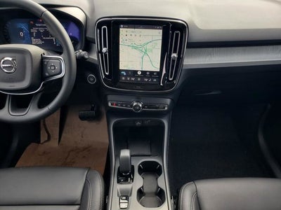 2026 Volvo XC40 B5 Core