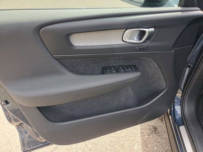 2026 Volvo XC40 B5 Core