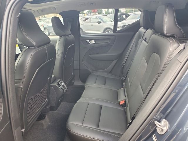 2026 Volvo XC40 B5 Core