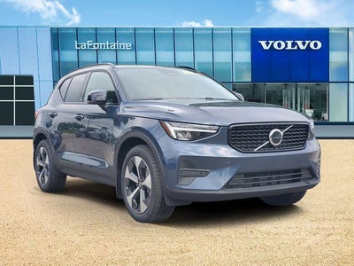 2026 Volvo XC40 B5 Core