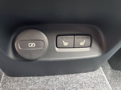 2026 Volvo XC40 B5 Core