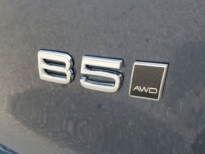 2026 Volvo XC40 B5 Core